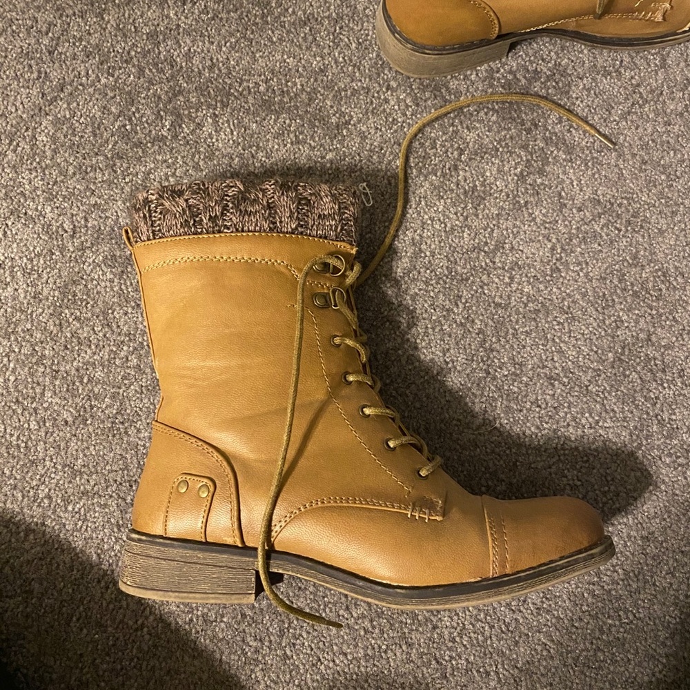 Call it Spring combat boots